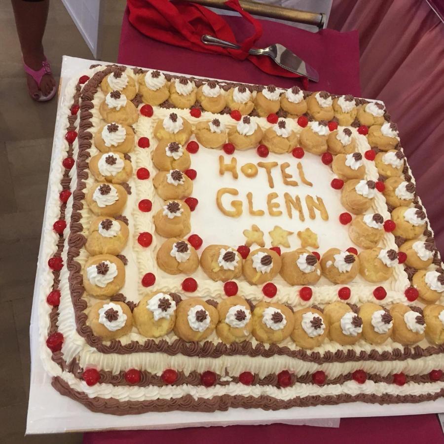 Hotel Glenn Rimini Buitenkant foto